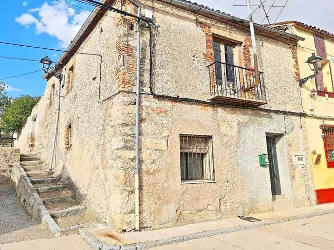 Vista exterior de Casa adosada en venda en Turégano