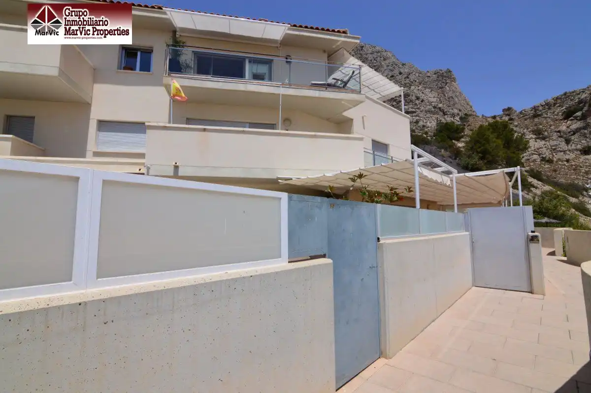 Außenansicht von Erdgeschoss zum Verkauf in Altea mit Privatgarten, Möbliert und Gemeinschaftspool