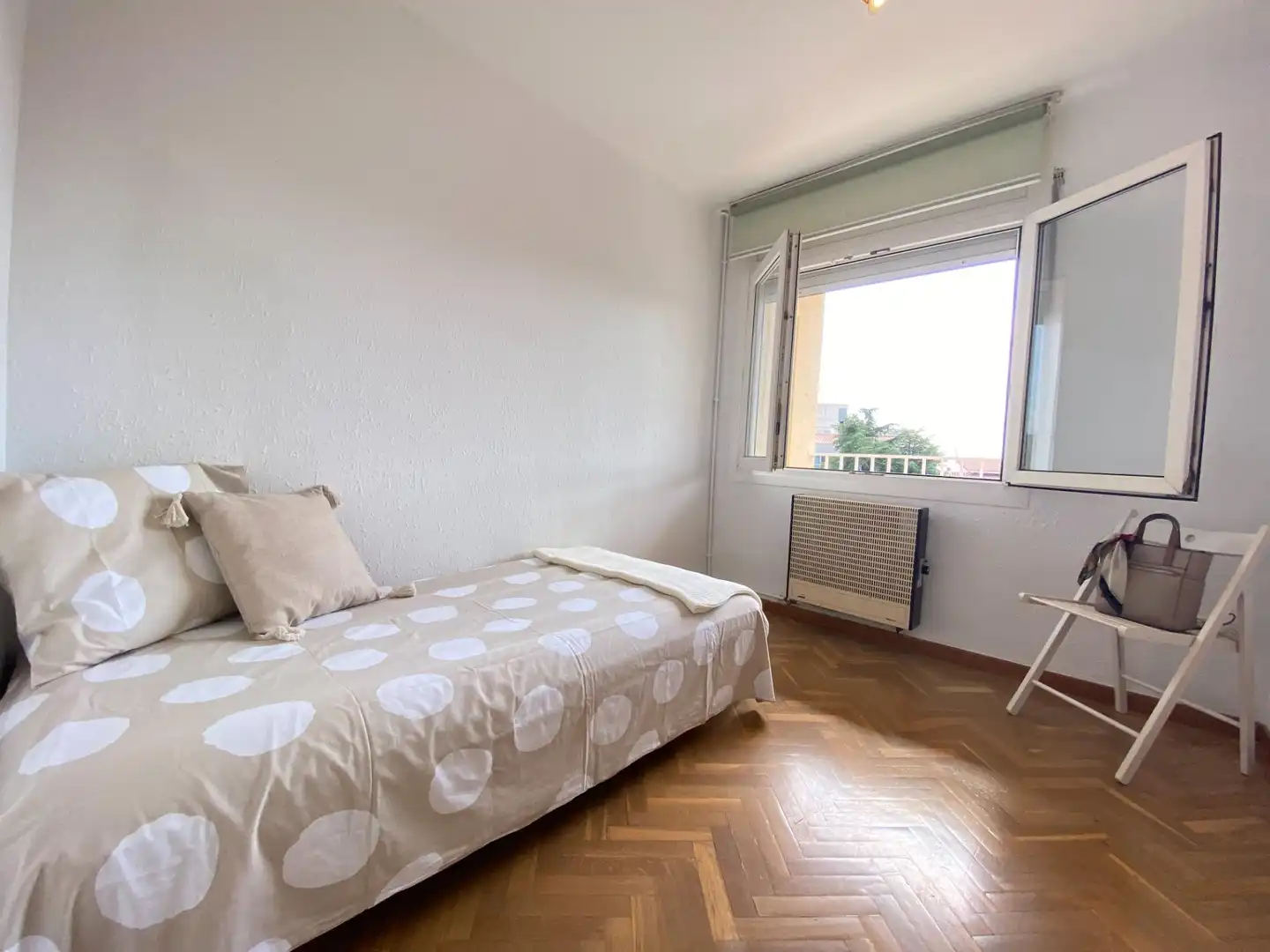 Habitación de Piso en venta en Terrassa con Balcón