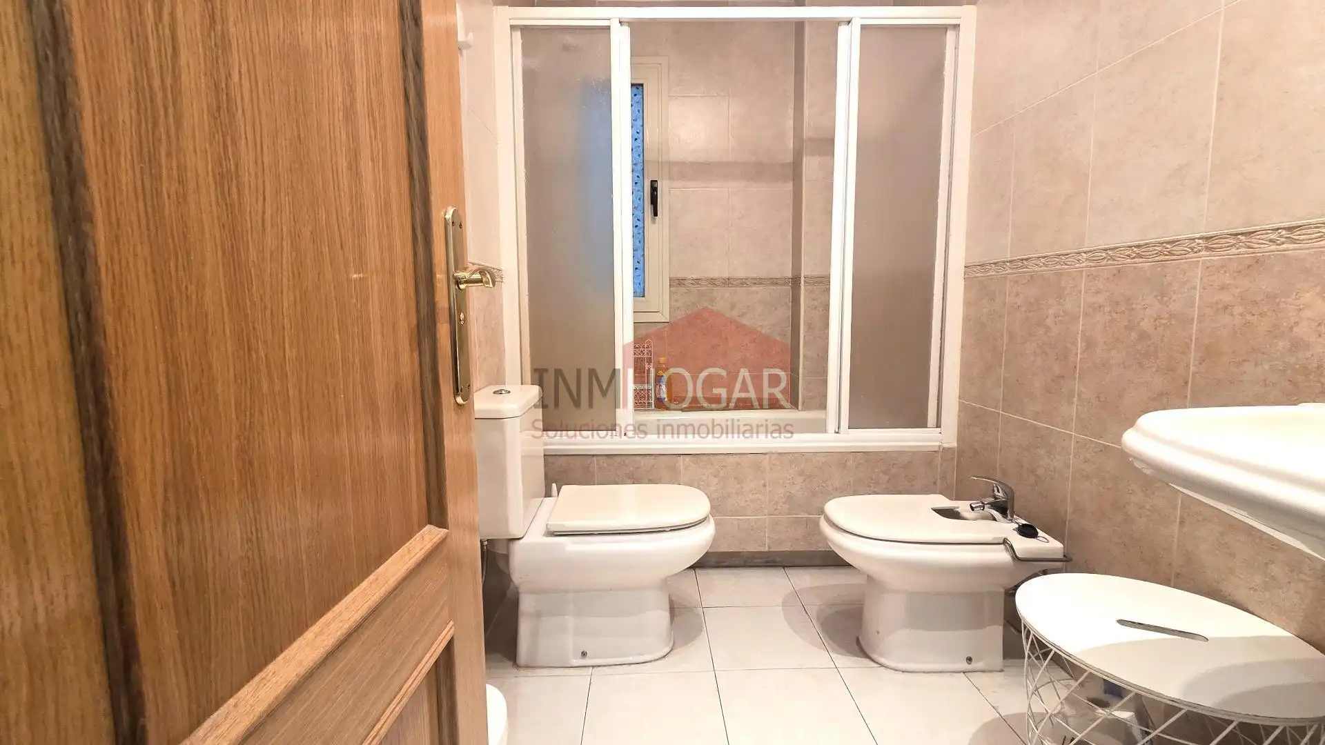 Bathroom of Flat for sale in Ávila  with Heating, Private garden and Terrace
