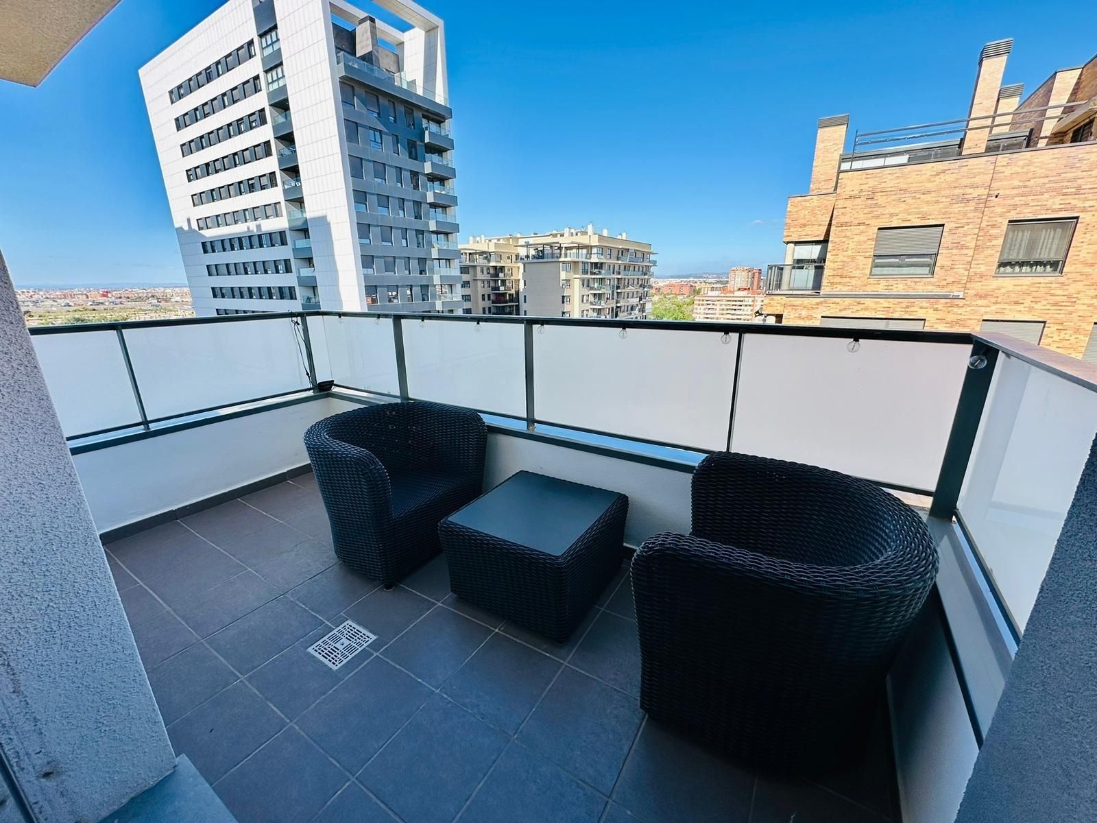 Terrace of Flat to rent in  Valencia Capital  with Air Conditioner, Private garden and Parquet flooring