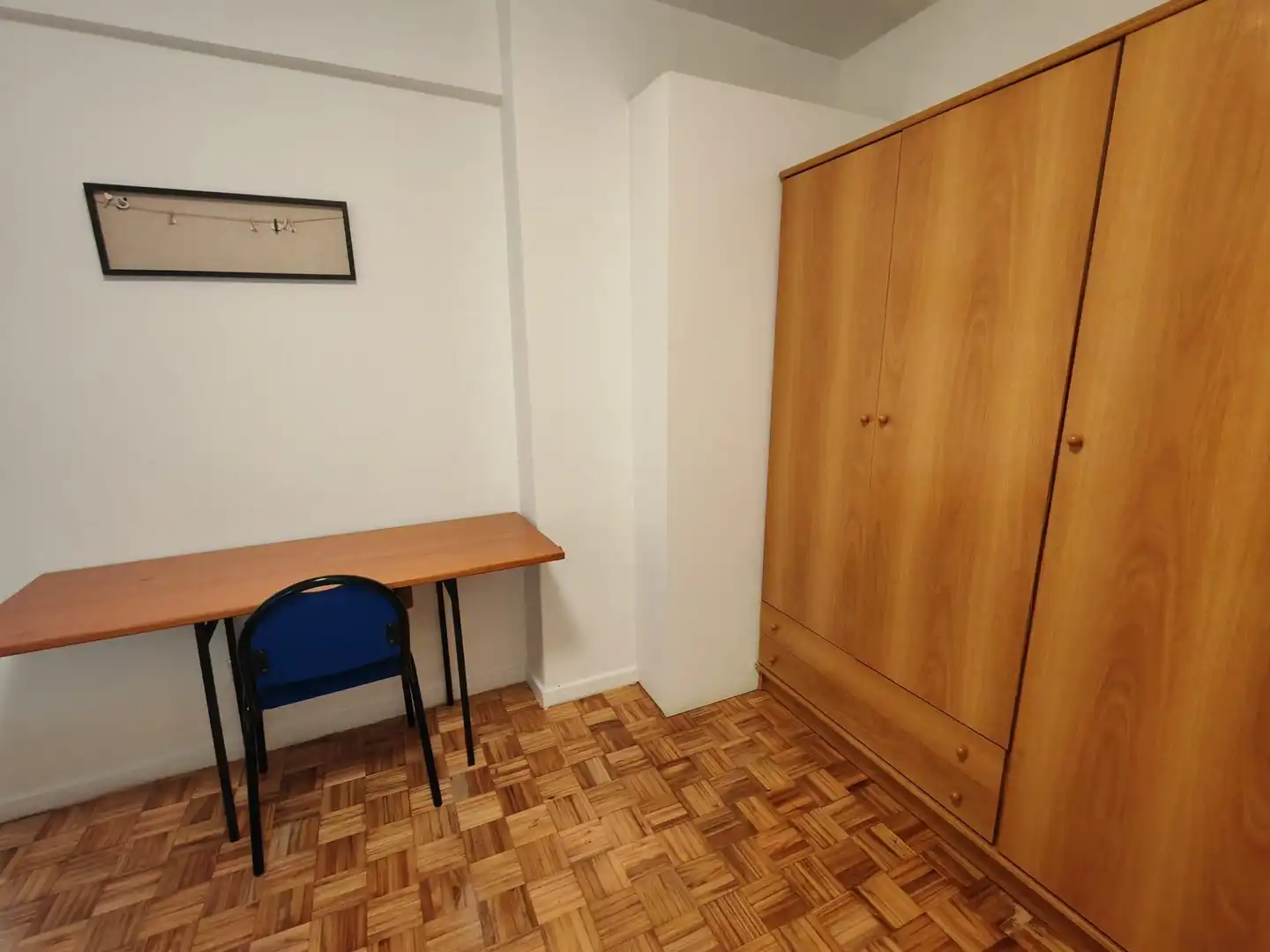 Bedroom of Flat for rent in Vigo   with Terrace, Furnished and Balcony