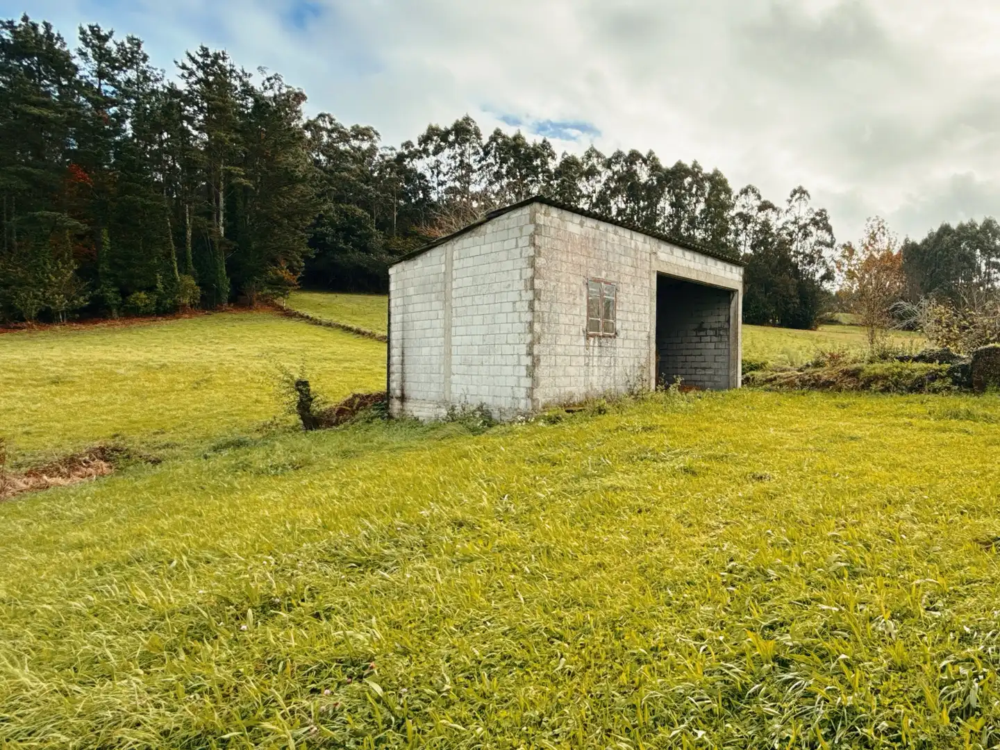 Vista exterior de Piso en venta en A Laracha  