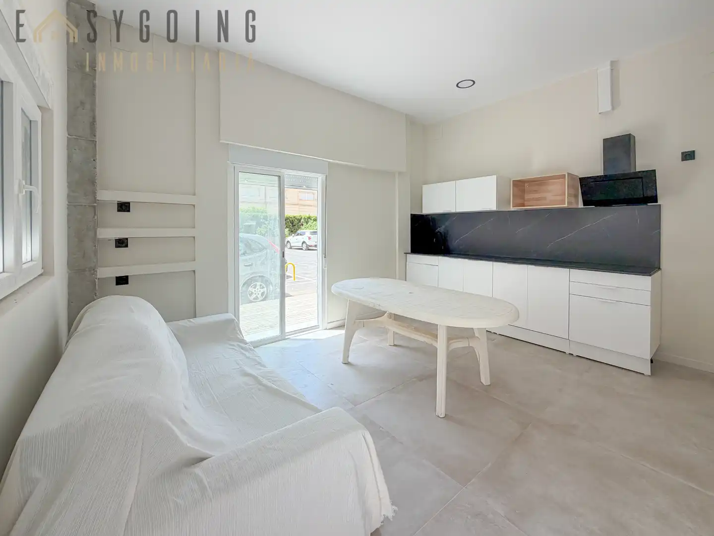 Sala de estar de Estudio en venta en Santa Pola con Terraza y Horno
