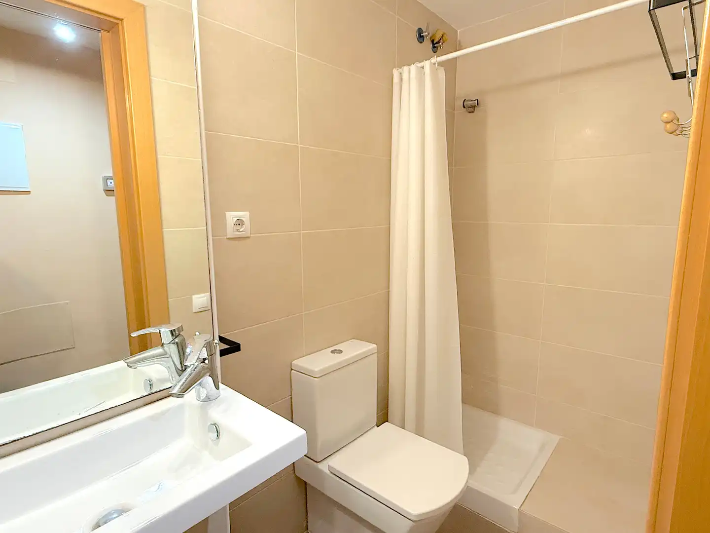 Badezimmer von Maisonette zum Verkauf in Rubí mit Heizung, Terrasse und Ofen