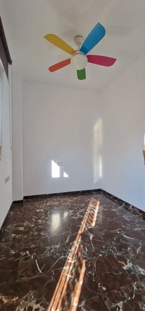 Àtic de lloguer en Maracena amb Aire condicionat, Terrassa i Forn