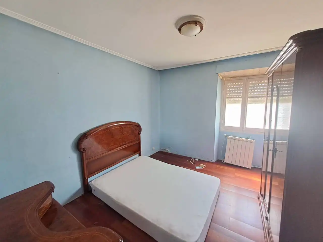 Bedroom of Houses for sale in Las Quintanillas