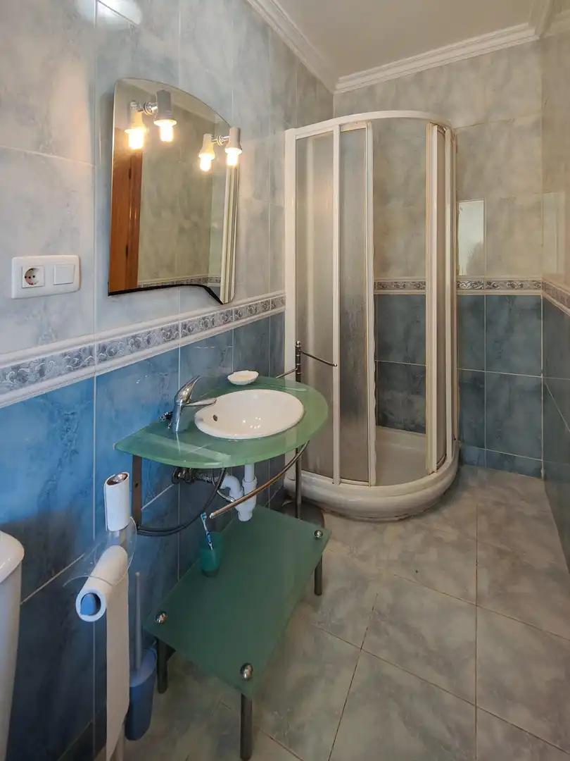 Baño de Finca rústica en venta en Mahamud con Calefacción, Jardín privado y Terraza