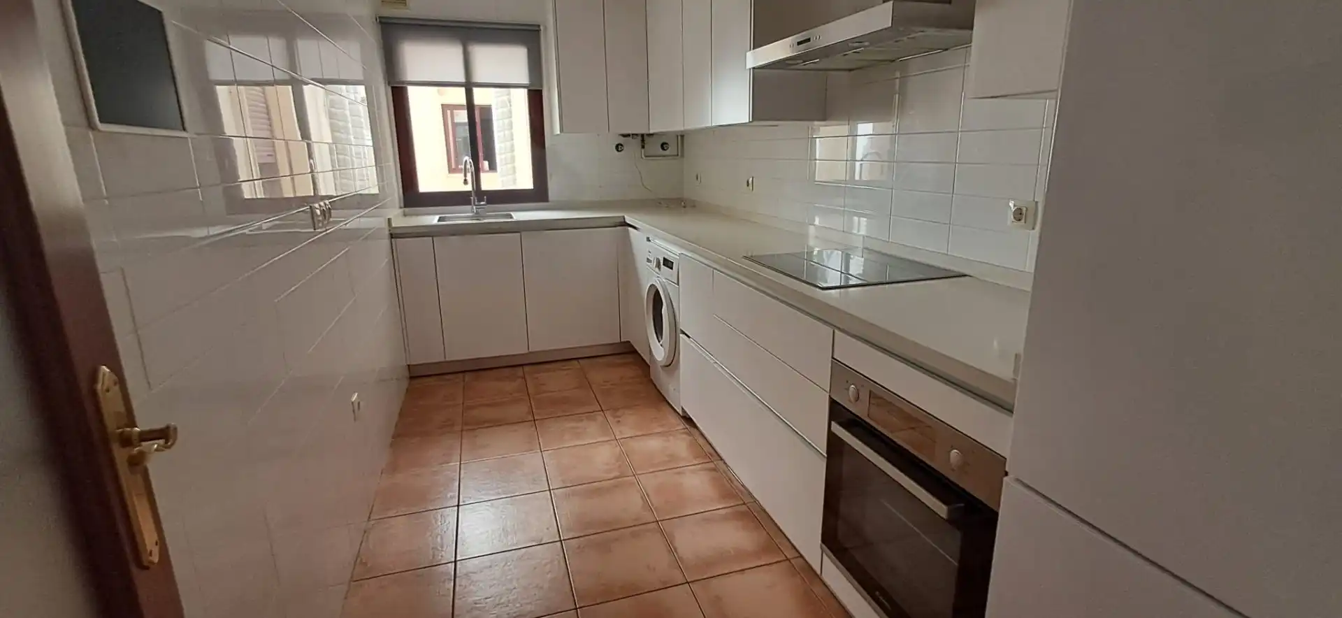Kitchen of Flat for sale in Utrera  with Air Conditioner