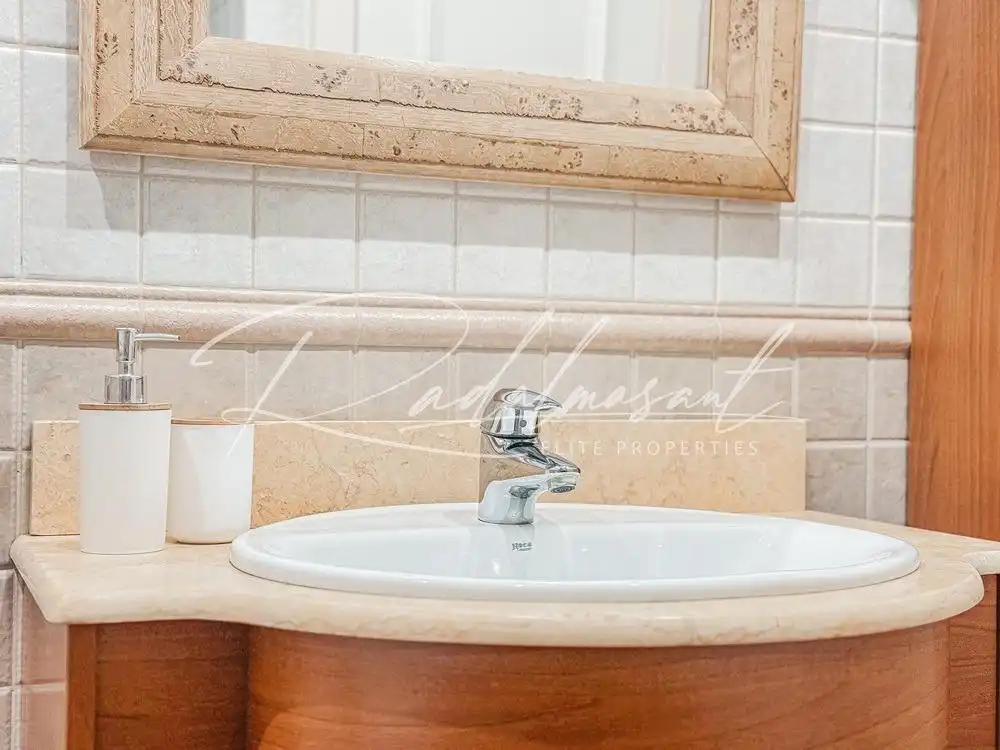 Baño de Piso en venta en Salou con Calefacción, Terraza y Amueblado
