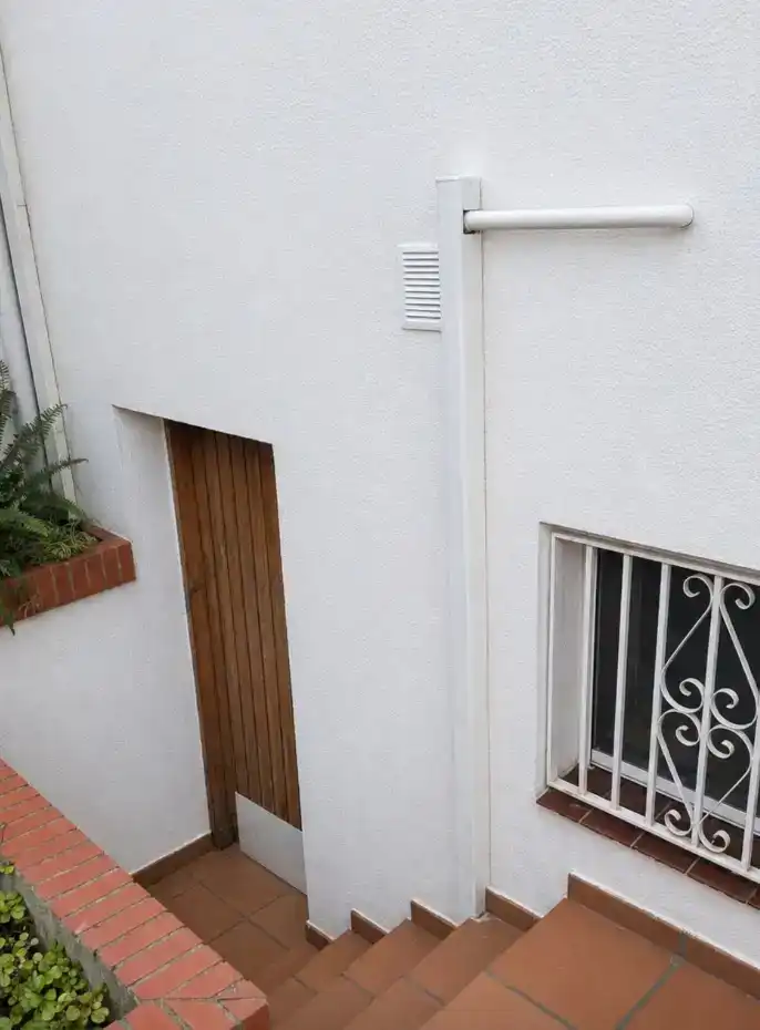 Terrassa de Casa adosada en venda en Cabrils amb Aire condicionat i Piscina