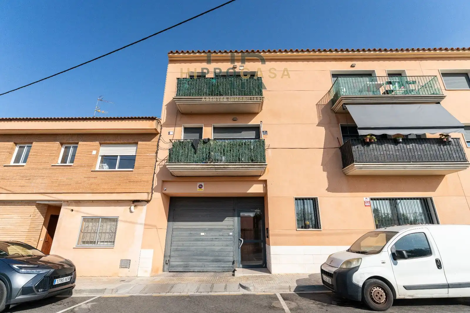 Exterior view of Flat for sale in Vinyols i els Arcs  with Air Conditioner, Heating and Storage room