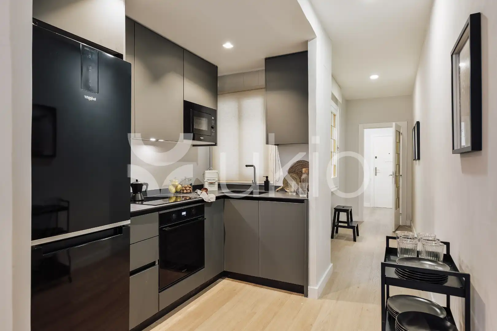 Cocina de Apartamento de alquiler en Barcelona con Aire acondicionado, Calefacción y Amueblado