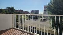 Exterior view of Flat for sale in  Barcelona Capital  with Balcony