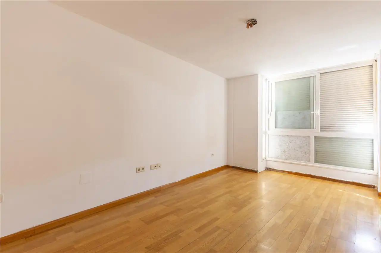 Flat for sale in Madrid