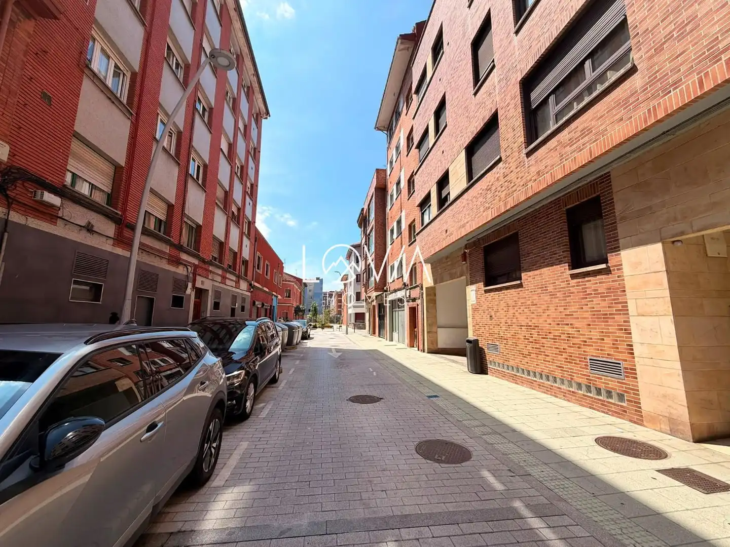 Vista exterior de Apartament en venda en Gijón  amb Traster
