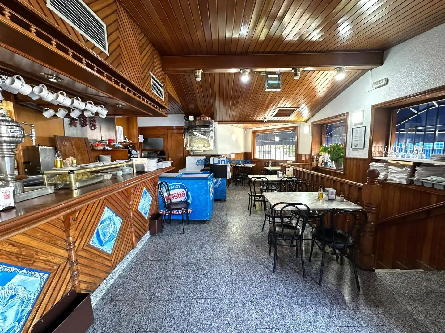 Local comercial en traspaso en Avenida PORTUGAL