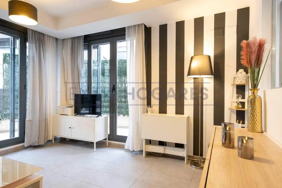 Sala de estar de Planta baja en venta en Alfara del Patriarca con Aire acondicionado, Calefacción y Jardín privado