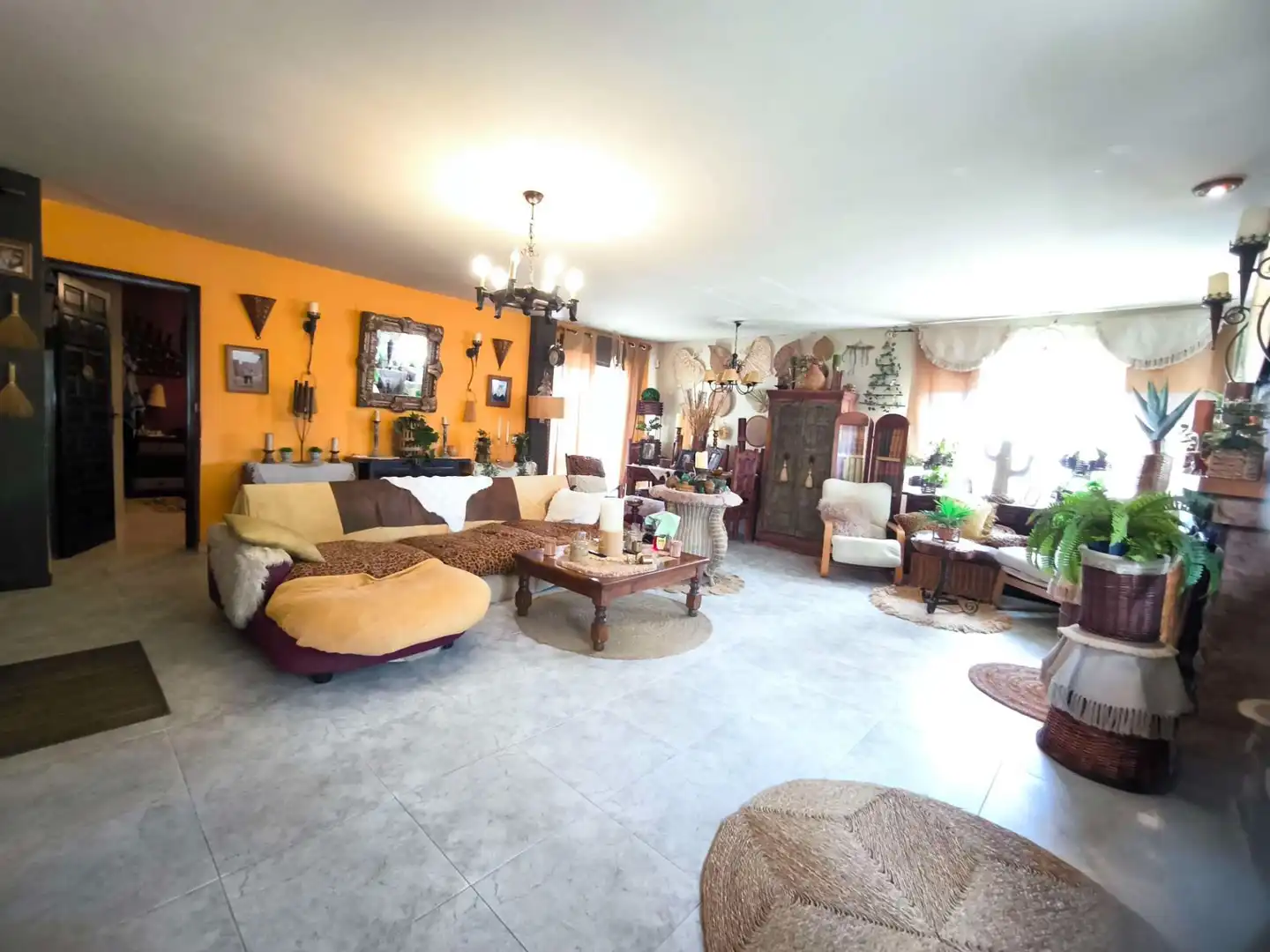 Living room of Houses for sale in L'Alfàs del Pi  with Air Conditioner and Storage room