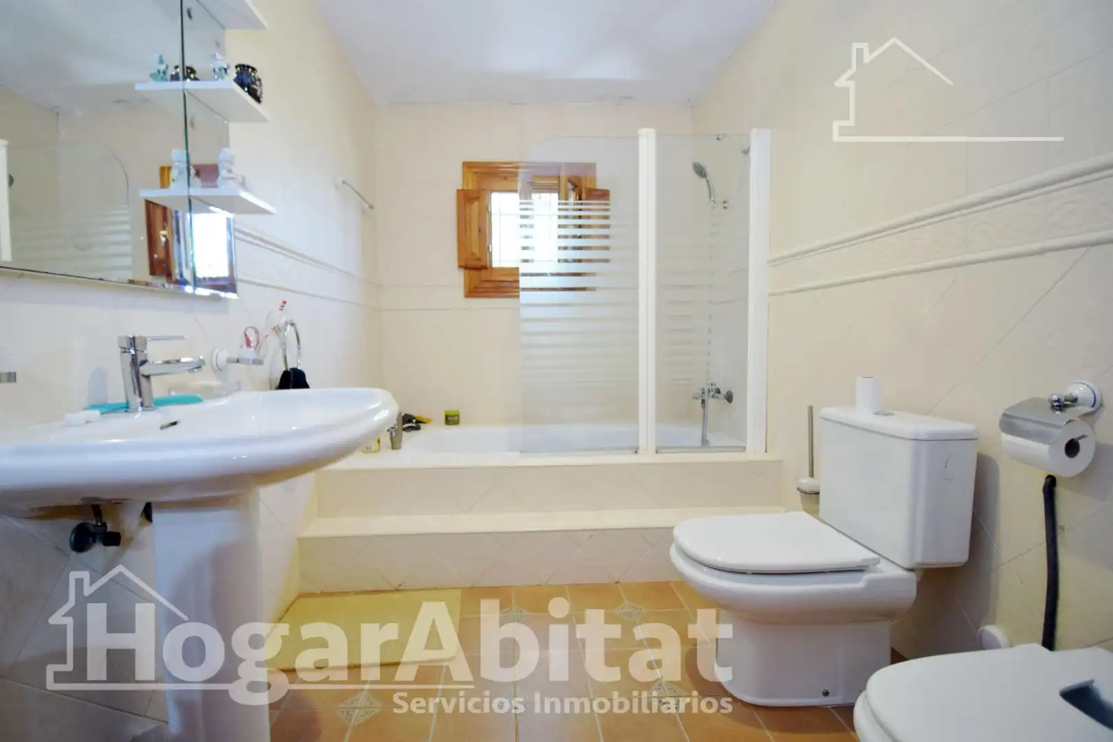 Bathroom of Houses for sale in Vila-real  with Air Conditioner, Private garden and Terrace