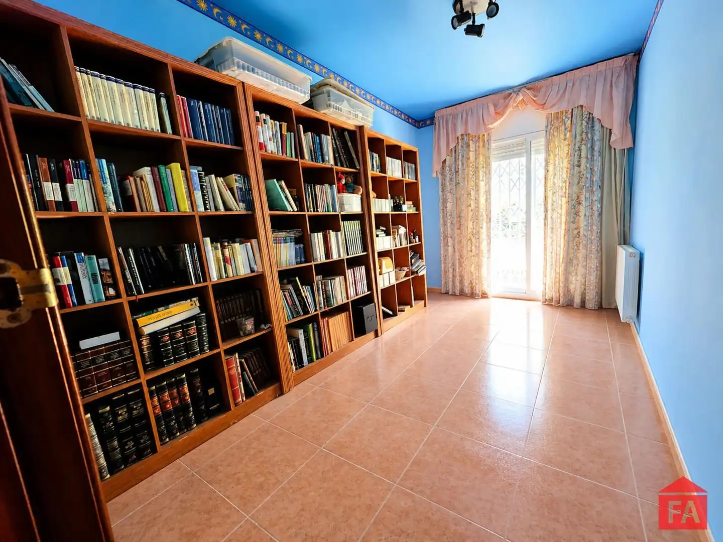 Wohnung zum Verkauf in El Vendrell mit Klimaanlage, Heizung und Terrasse