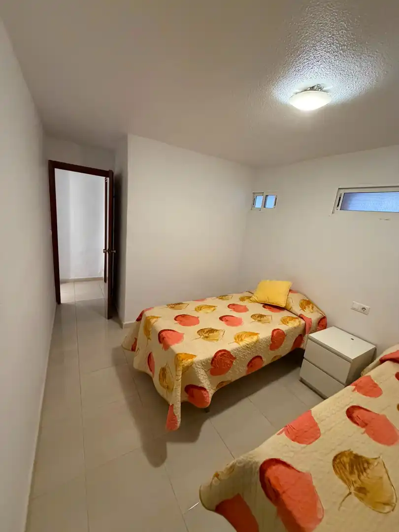 Habitación de Piso de alquiler en Torrevieja con Amueblado