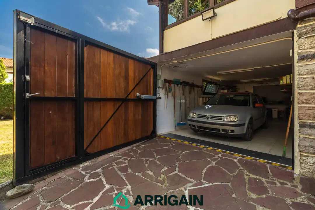 Jardín de Casa o chalet en venta en Irun  con Calefacción, Jardín privado y Terraza