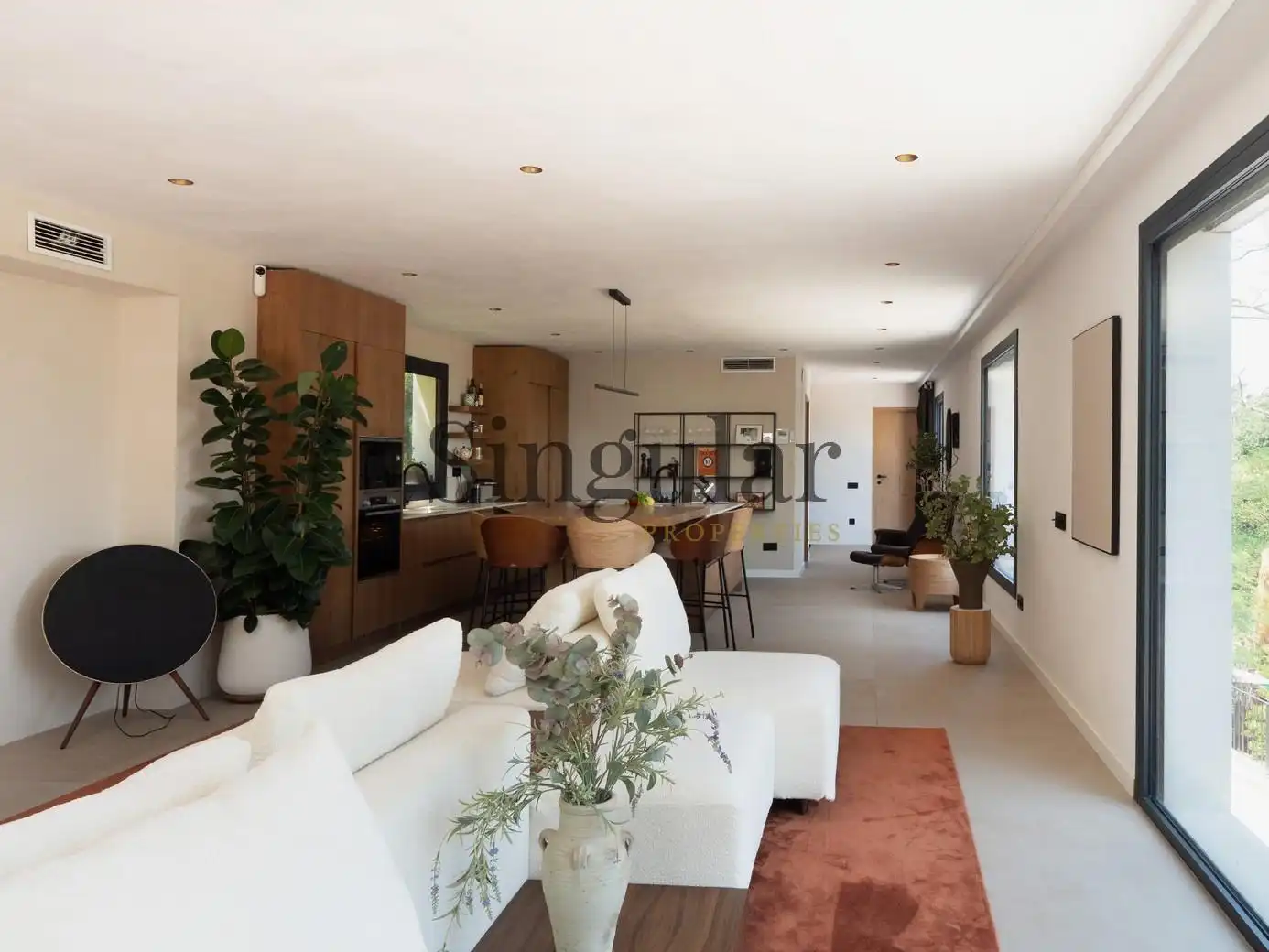 Sala d'estar de Casa o xalet en venda en Sant Cugat del Vallès amb Aire condicionat, Calefacció i Jardí privat