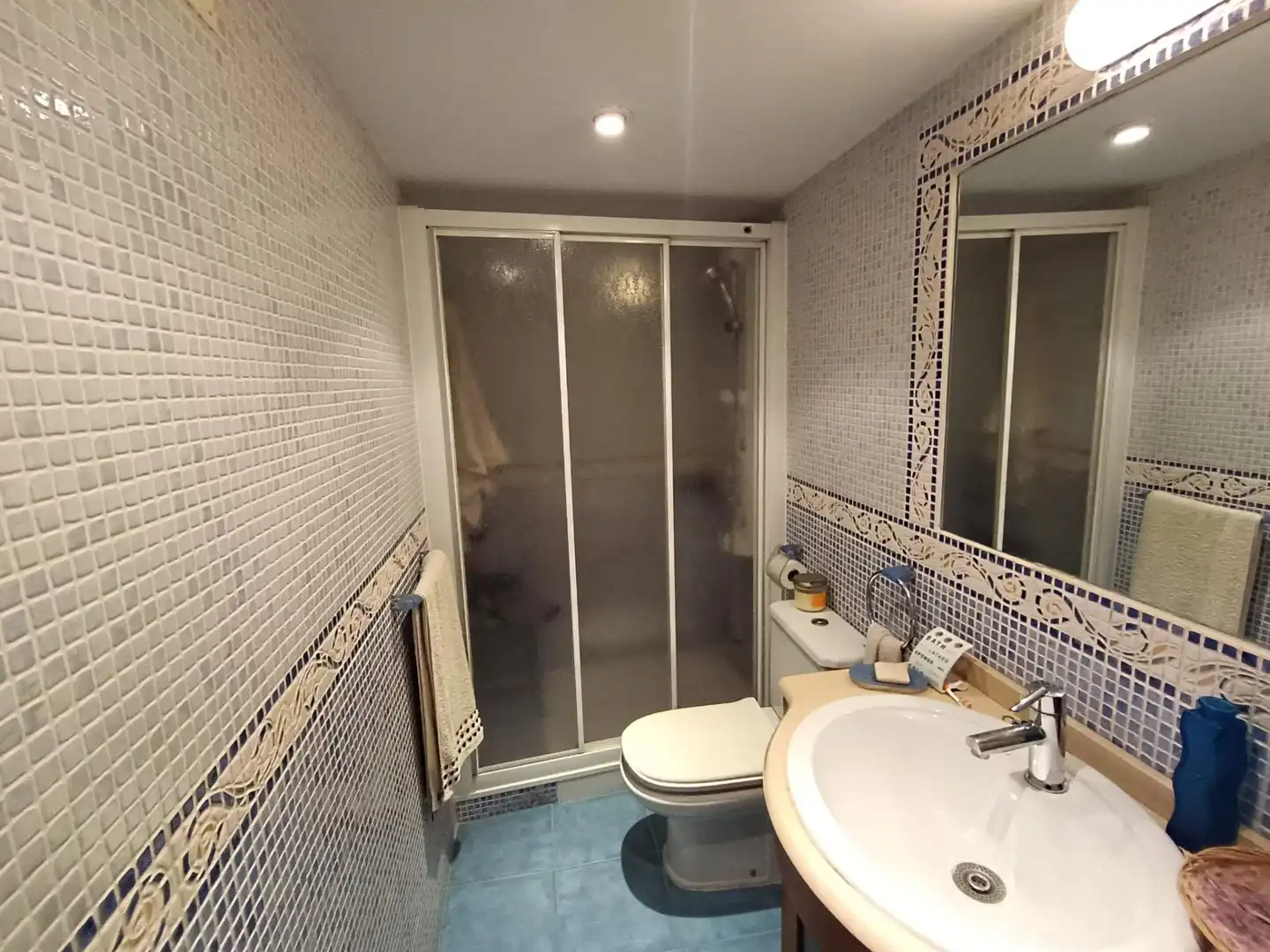 Baño de Piso en venta en Madrid con Aire acondicionado y Calefacción