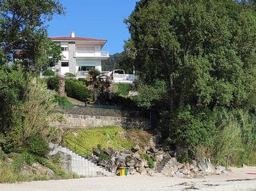 House with balcony for sale in Marín