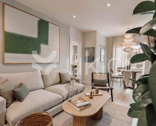 Sala d'estar de Apartament de lloguer en  Barcelona Capital amb Aire condicionat i Balcó