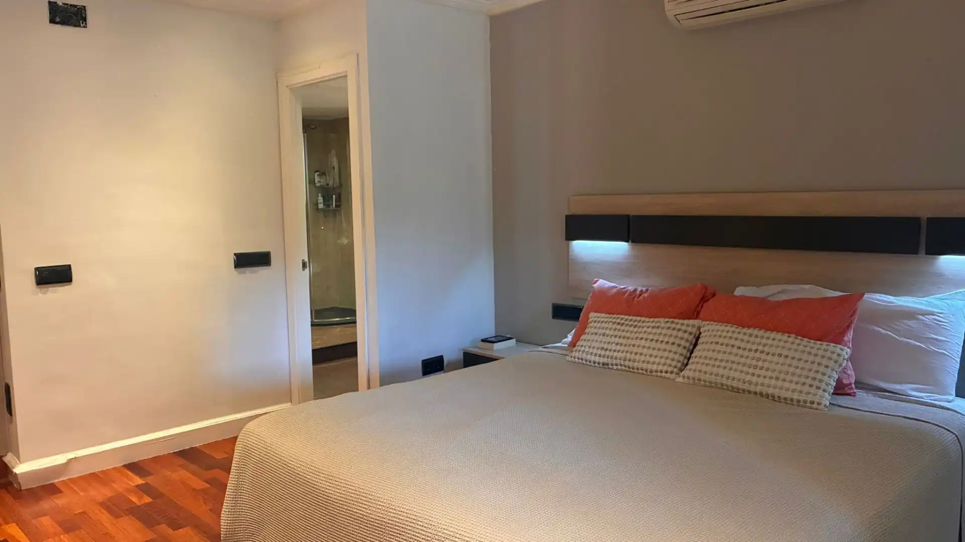 Habitación de Piso en venta en Lleida con Aire acondicionado y Calefacción