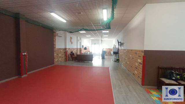 Local comercial en Alquiler en Fuensalida