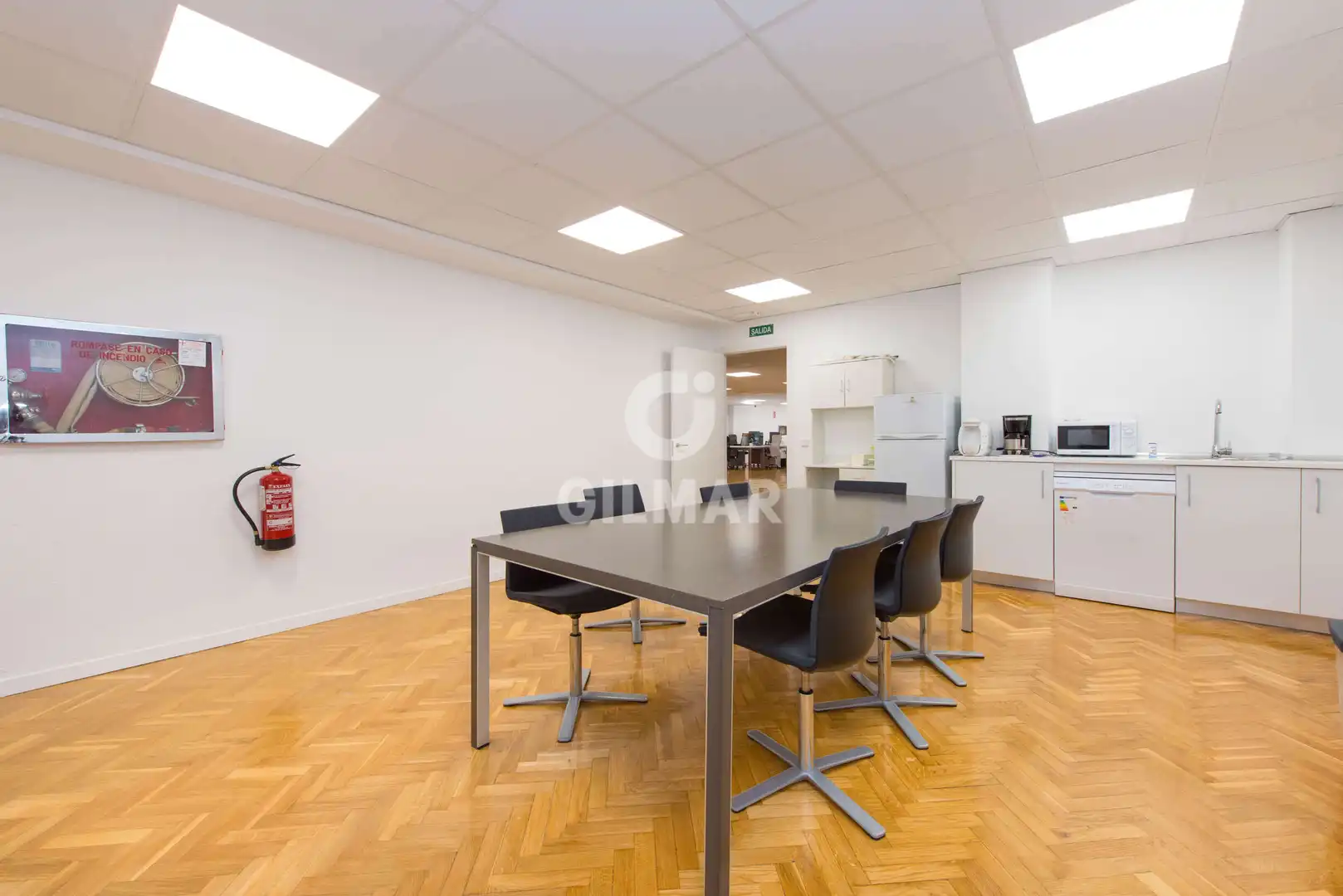 Büro zum Verkauf in Madrid mit Heizung