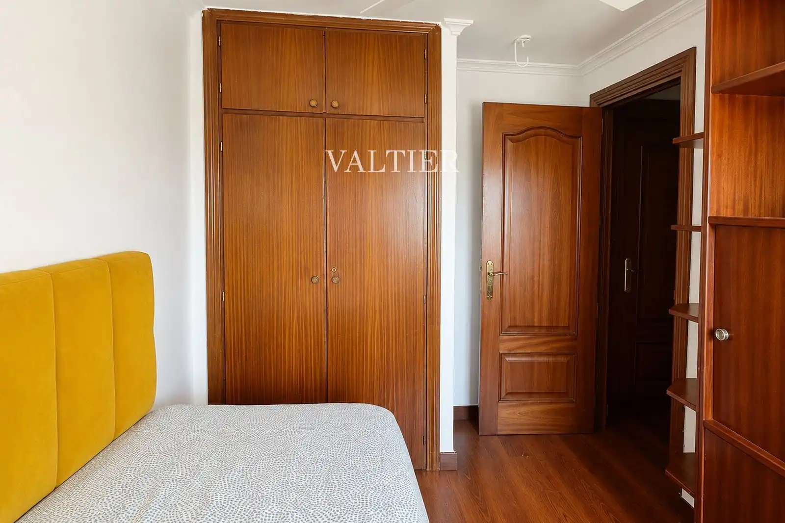 Schlafzimmer von Wohnung zur Miete in Madrid mit Klimaanlage, Terrasse und Möbliert