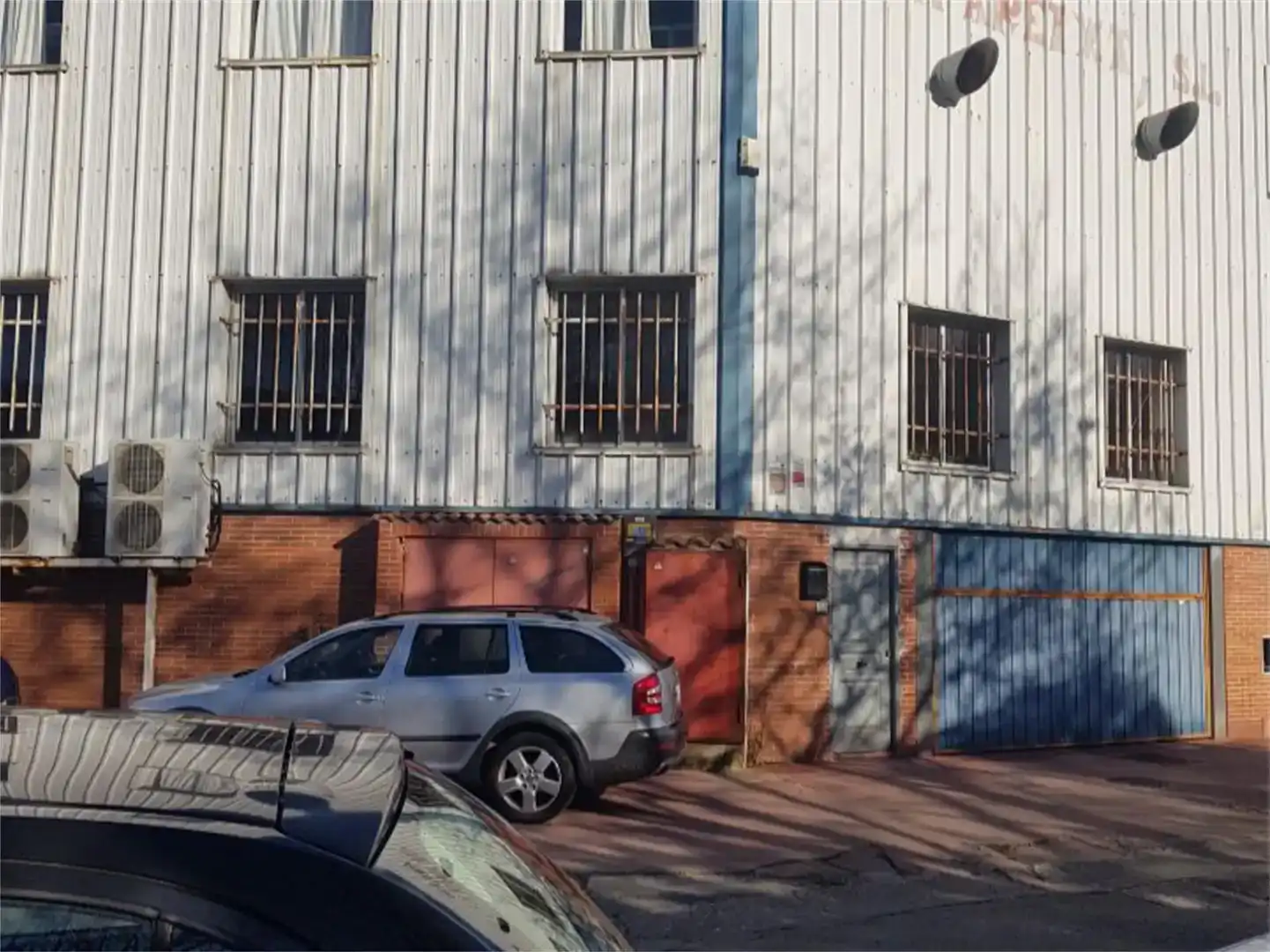 Vista exterior de Nave industrial en venta en Bermeo