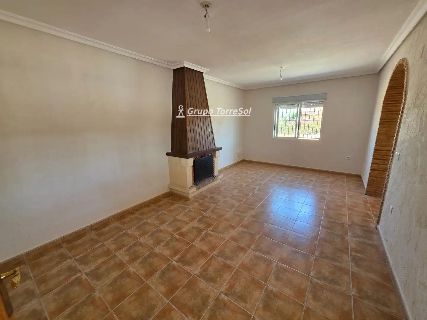 Sala d'estar de Casa o xalet en venda en Catral amb Calefacció, Jardí privat i Terrassa