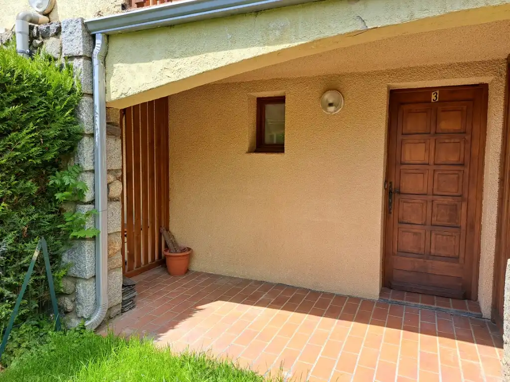 Einfamilien-Reihenhaus zur Miete in N-152, 171, Puigcerdà