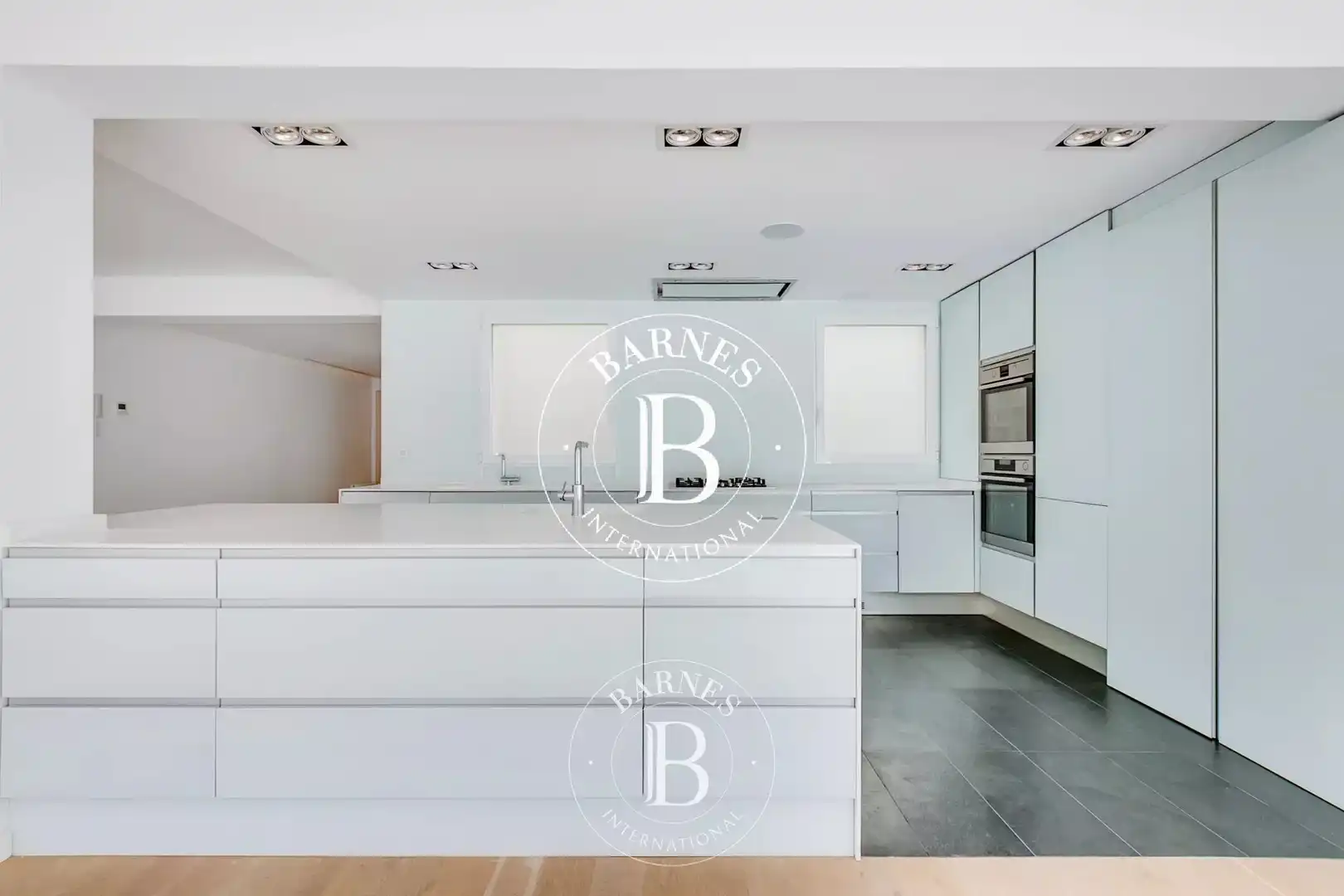 Cocina de Piso de alquiler en Madrid con Aire acondicionado, Calefacción y Horno