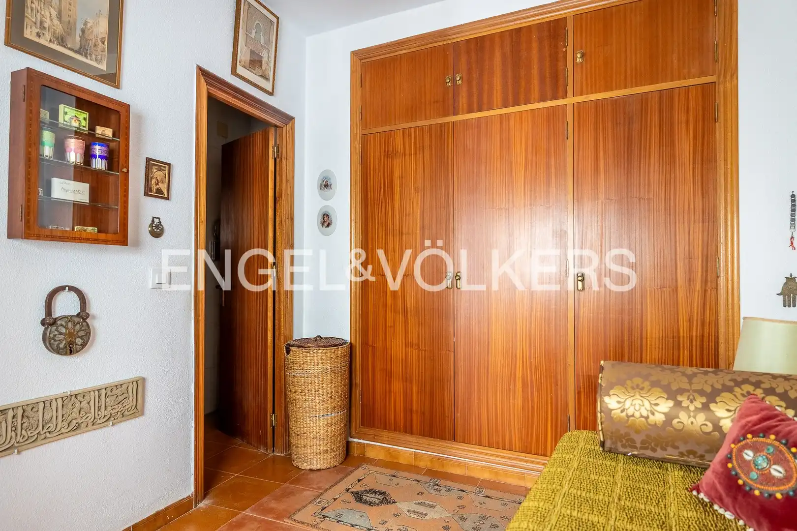 Attic for sale in Sevilla  with Air Conditioner, Heating and Terrace