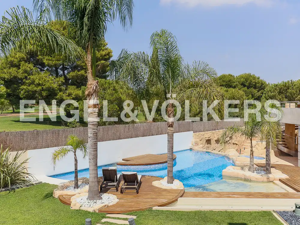 Swimming pool of Houses for sale in Bétera  with Air Conditioner, Heating and Private garden