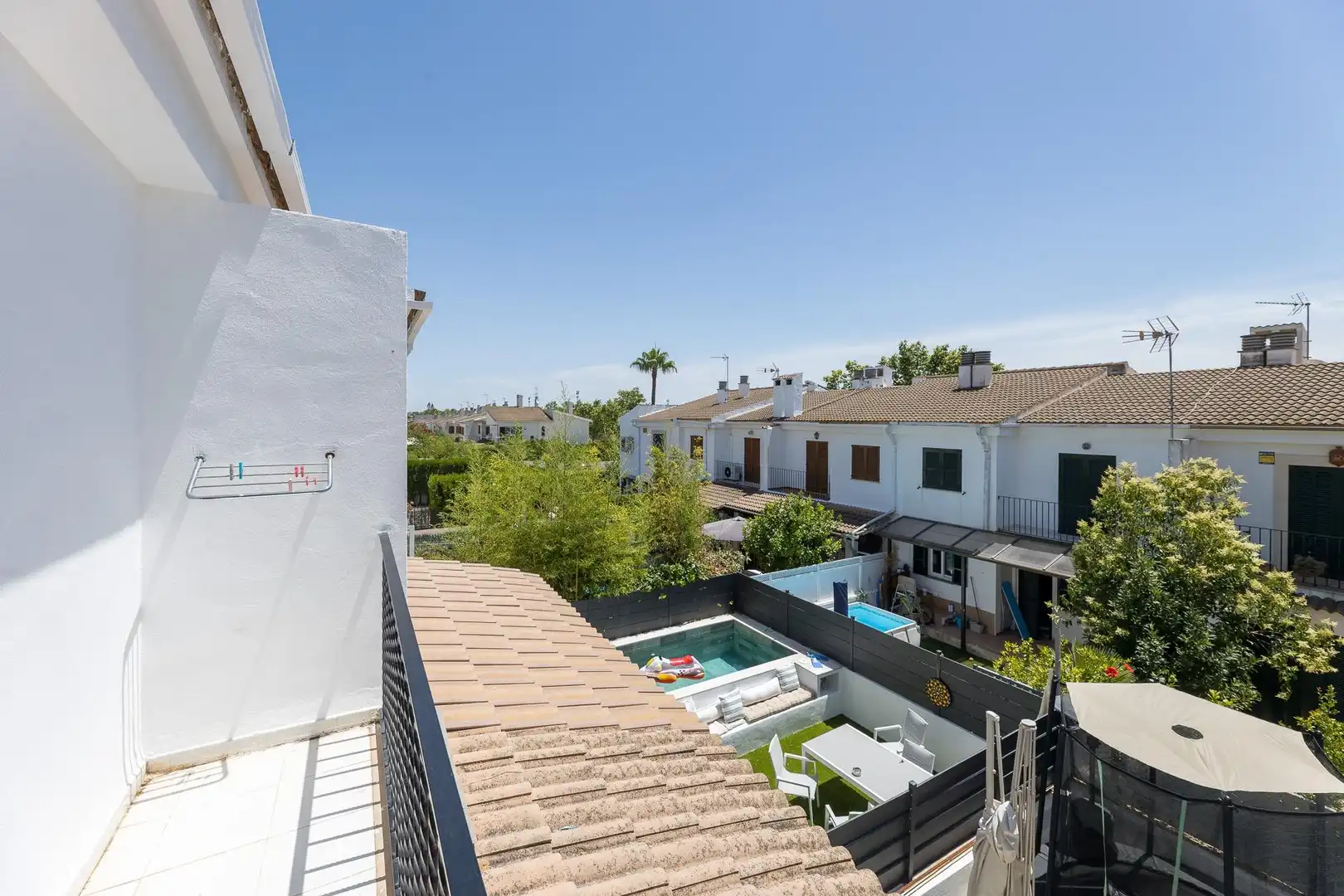 Vista exterior de Casa adosada en venta en  Palma de Mallorca con Aire acondicionado, Terraza y Horno