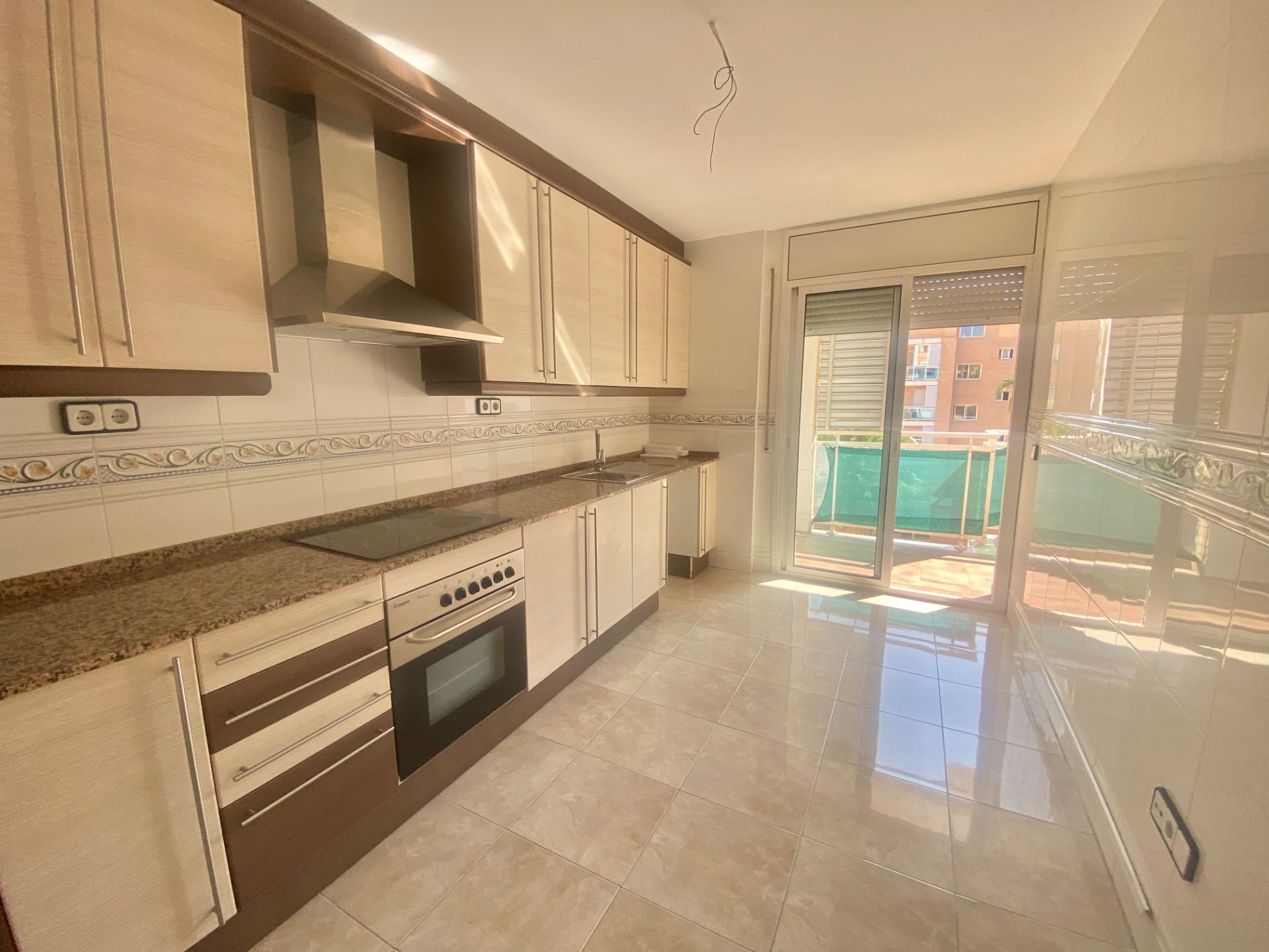 Kitchen of Flat for sale in Reus  with Air Conditioner, Heating and Private garden
