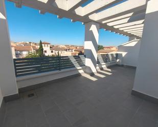 Attic to rent in Residencial Triana - Barrio Alto
