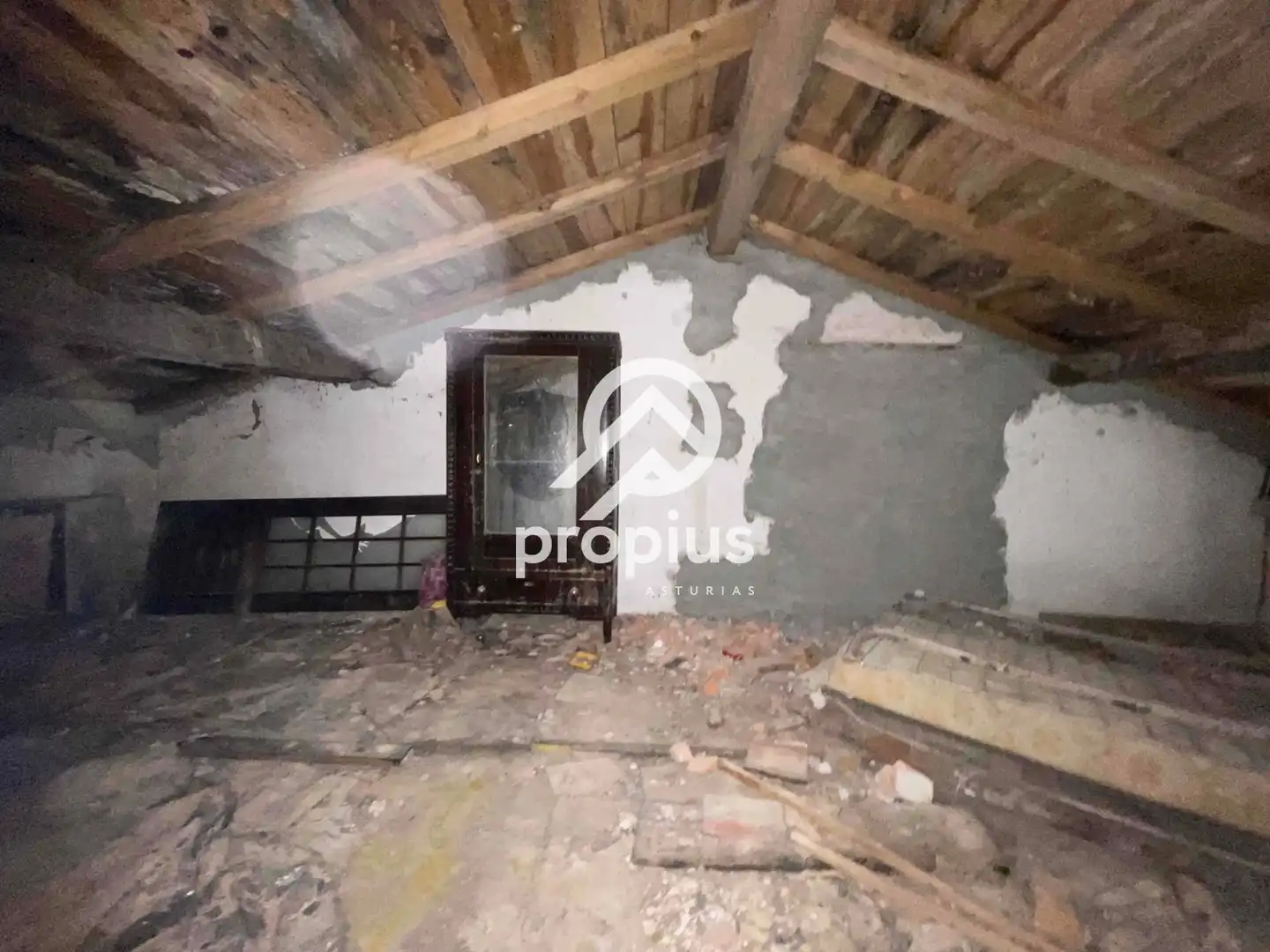 Chalet con terraza en venta en Nueva, imagen 51
