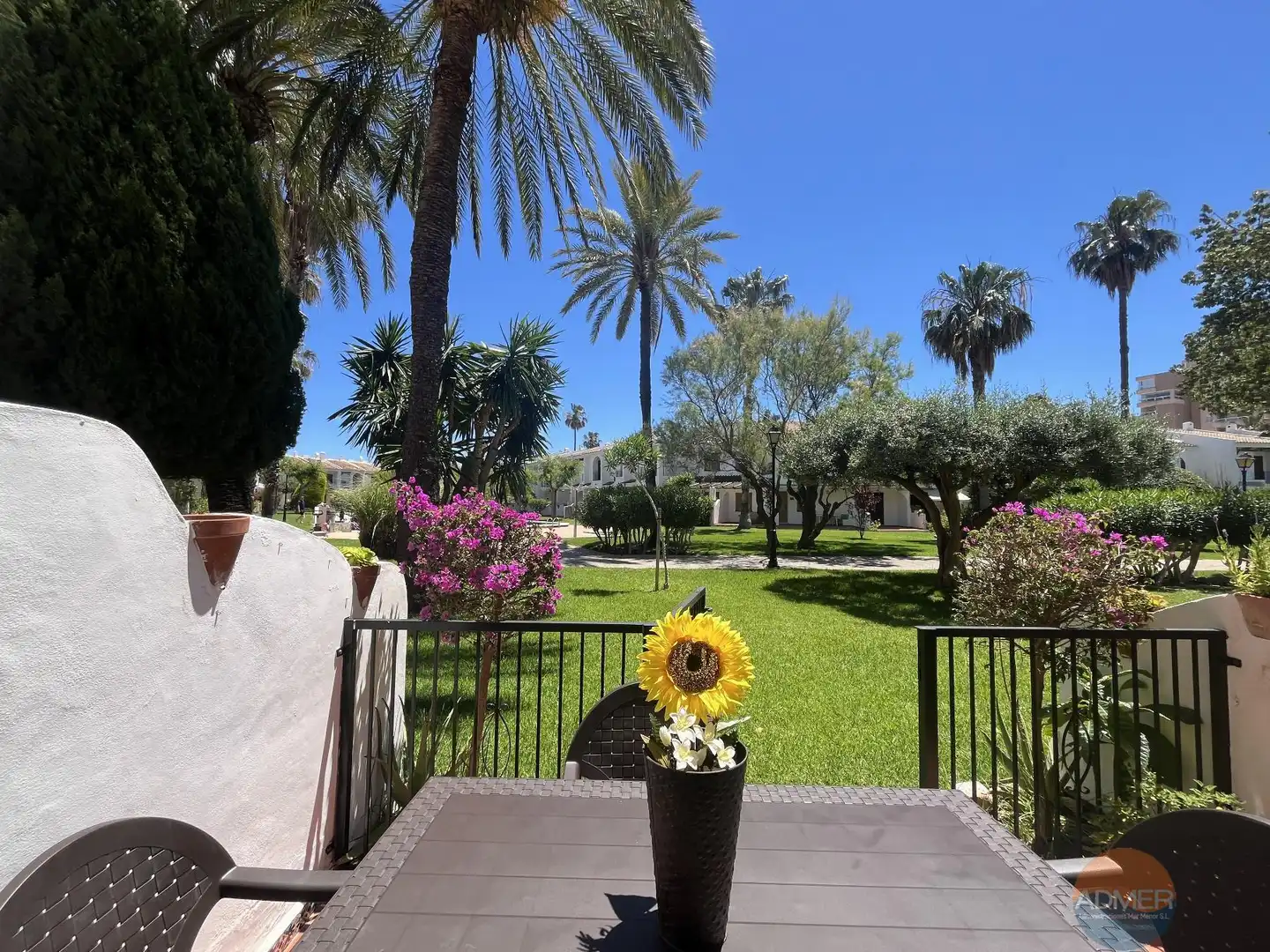 Jardí de Dúplex en venda en La Manga del Mar Menor amb Aire condicionat, Calefacció i Terrassa