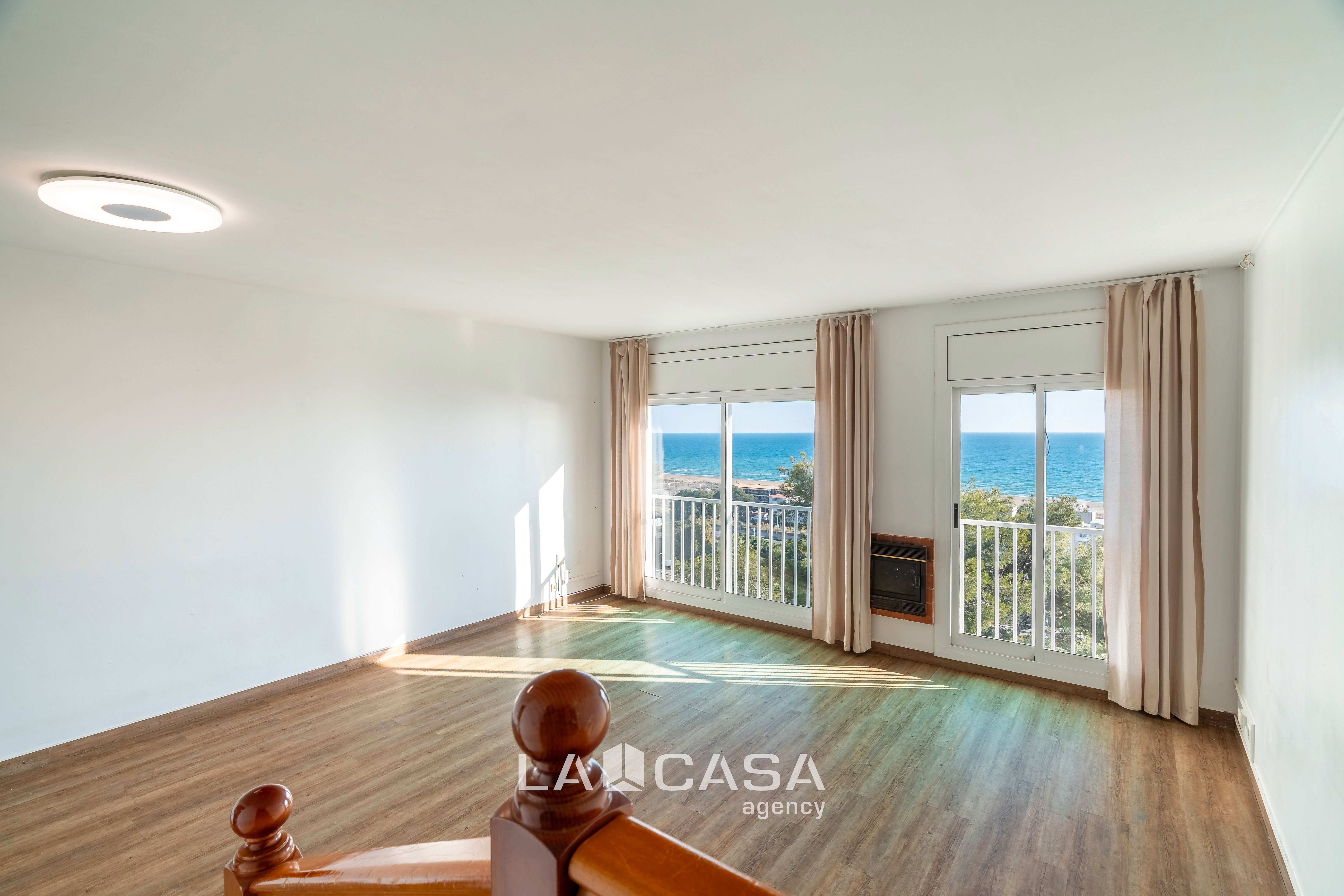 Living room of Single-family semi-detached for sale in Sitges  with Terrace, Storage room and Swimming Pool