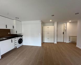 Flat to rent in  Madrid Capital  with Air Conditioner, Heating and Terrace