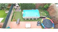 Schwimmbecken von Haus oder Chalet zum verkauf in Celrà mit Klimaanlage, Terrasse und Schwimmbad