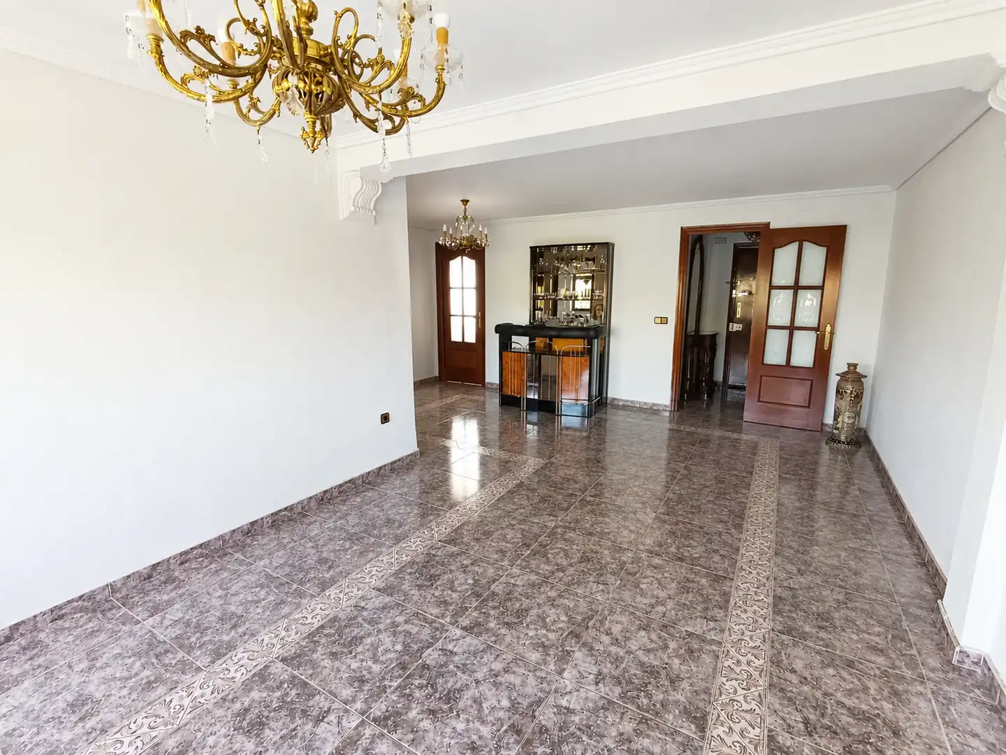Comedor de Piso en venta en Córdoba con Aire acondicionado, Horno y Lavadora